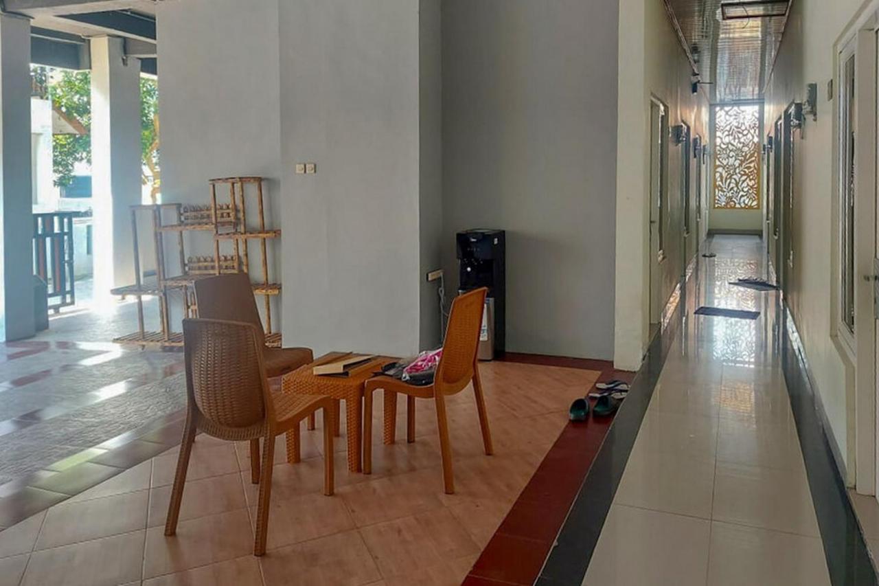 Koolkost @ Jalan Tirto Agung Hotel Srondolwetan Luaran gambar